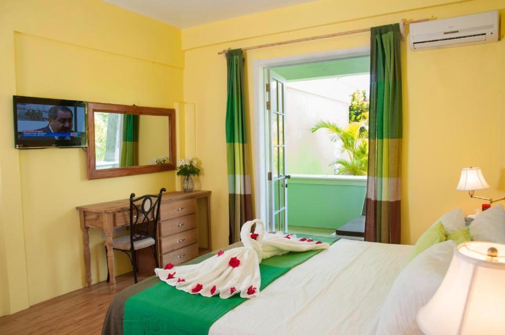 Diamond View Cottages Roseau Exteriör bild