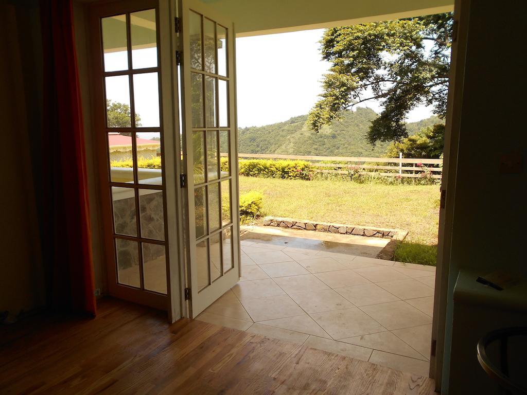 Diamond View Cottages Roseau Exteriör bild
