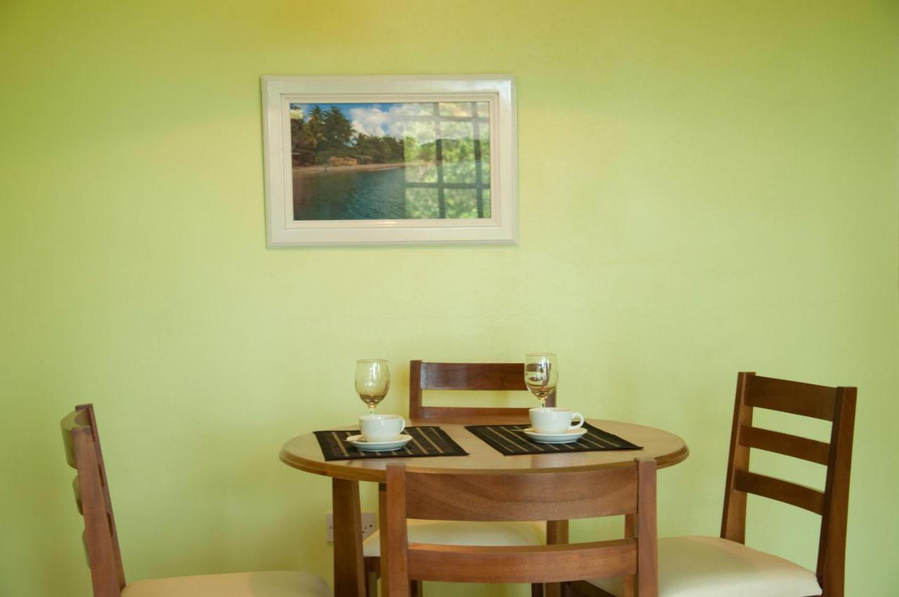 Diamond View Cottages Roseau Rum bild